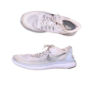 Nike FLEX FIT SOLE White running tennis shoes women’s size 8.5 8 1/2